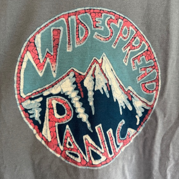 Widespread Panic Batik Style Concert T-Shirt 2025 MGM Boston Tour - Picture 3 of 4